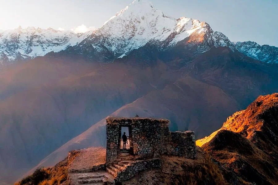 Inti Punku al Amanecer
